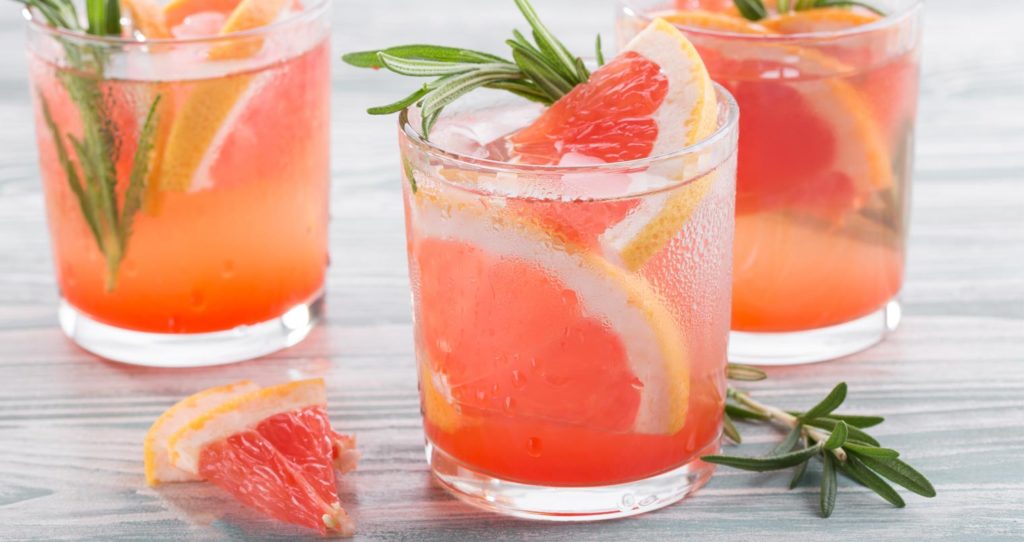 The 7 Best Things to Mix With Vodka Side Bar